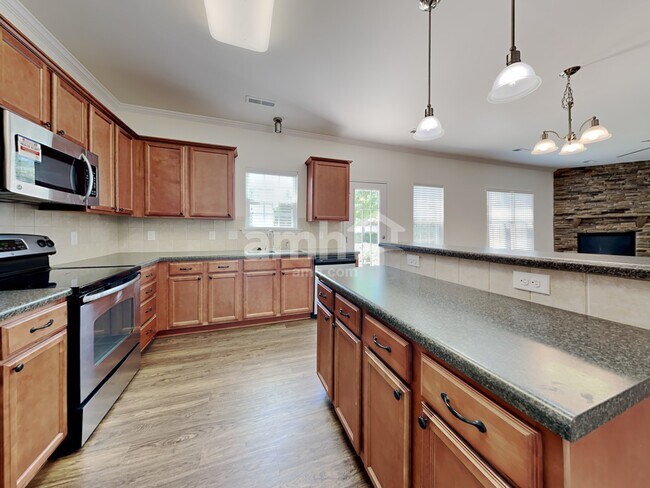 Foto del edificio - 5694 Misty Hill Cir