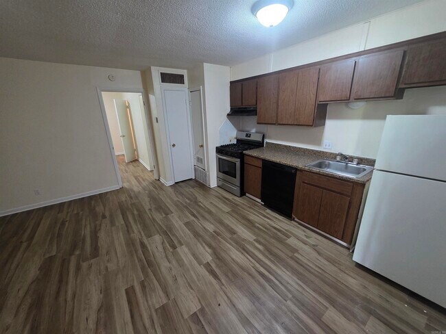 Foto del edificio - 201 N Polk St