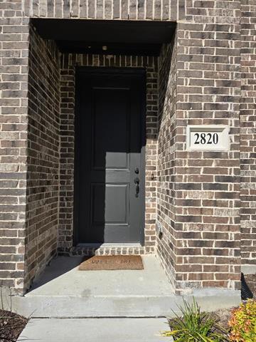 Foto del edificio - 2820 Maidenhair Ln