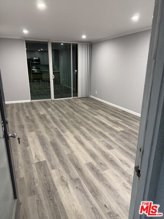 Building Photo - 1510 W Balboa Blvd