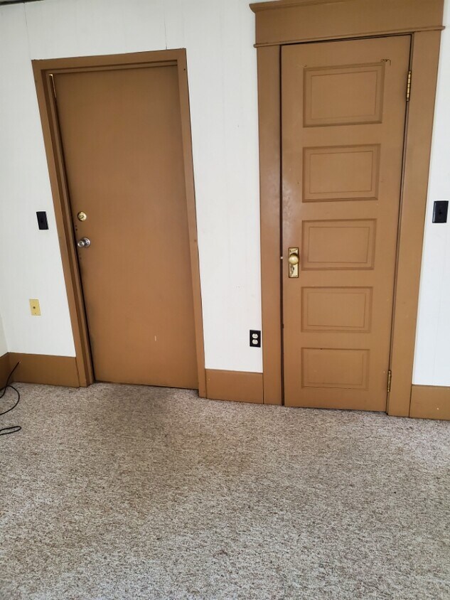 Foto principal - 1062 W 26th St