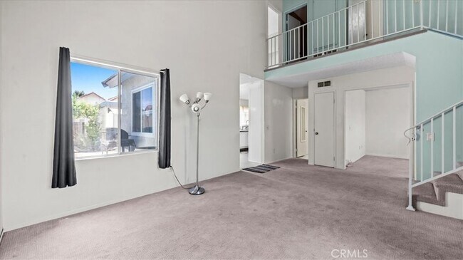 Foto del edificio - 10861 Mountain View Ave