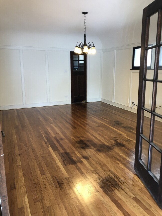 Foto del edificio - 5950 N Magnolia Ave