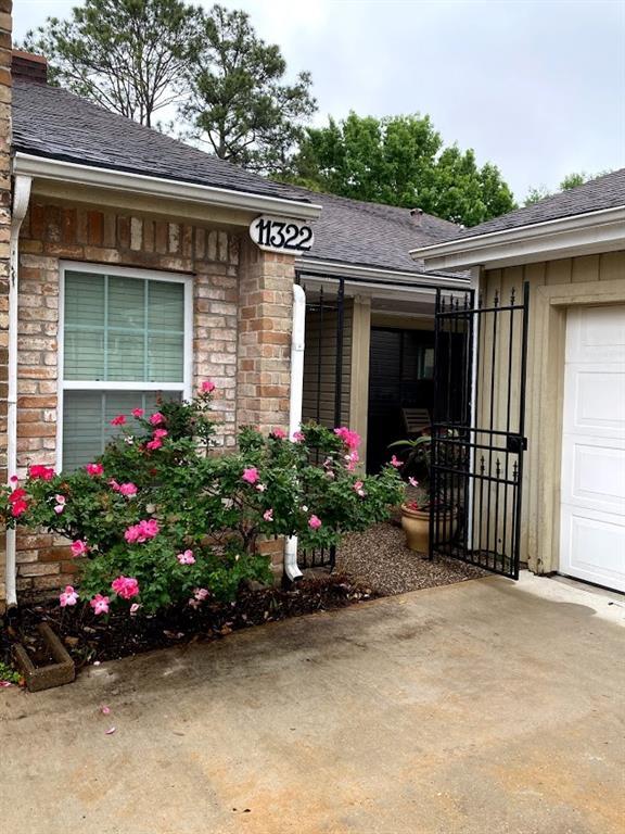Foto del edificio - 11322 Briar Forest Dr