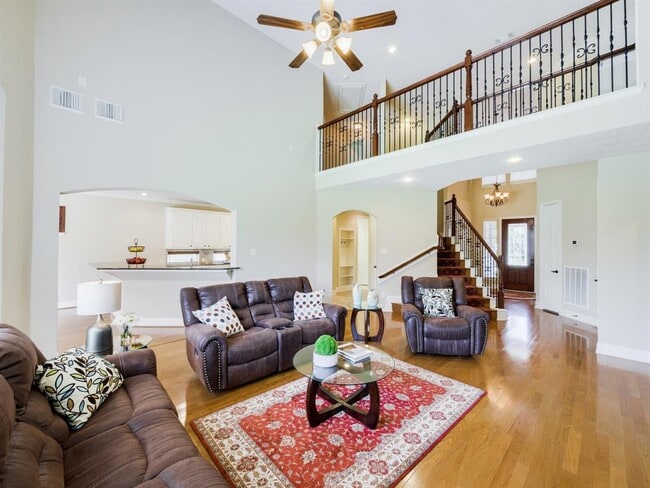 Building Photo - 7515 Courtney Manor Ln