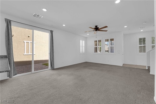 Building Photo - 2467 Bellinzona Pl