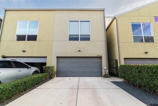 Foto del edificio - 2932 Cline St