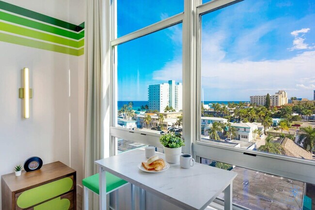 Foto del edificio - 777 N Ocean Dr