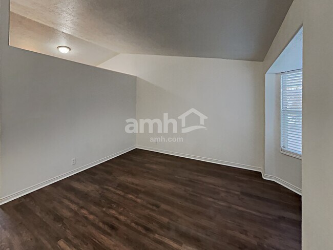 Building Photo - 6708 S Wakefield Way