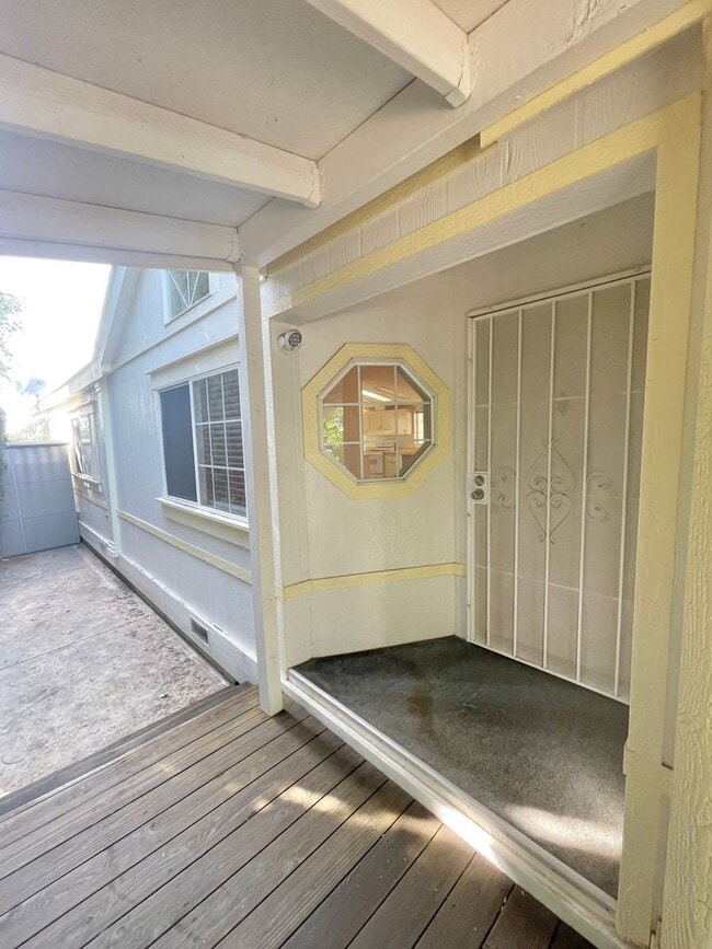 Building Photo - 3 br, 2 bath House - 2949 Water View Dr