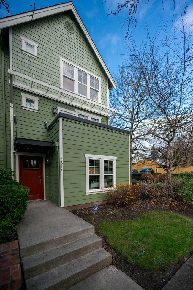 Foto del edificio - 5801 55th Ave NE