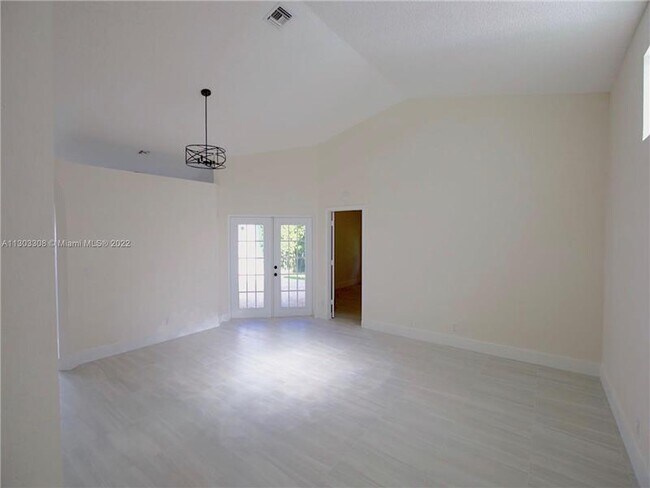 Building Photo - 355 NW 107th Ave