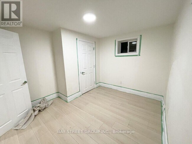 Photo du bâtiment - 11 McGregor Rd