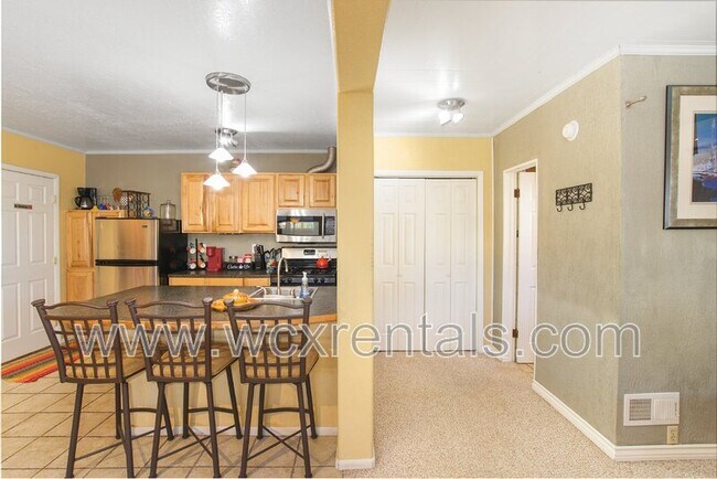 Foto del edificio - 909 N Butler Ave