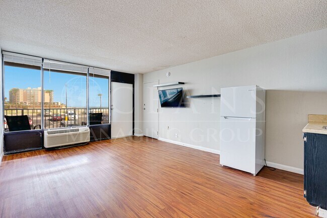 Foto del edificio - Beachfront Unit in Daytona Beach Shores