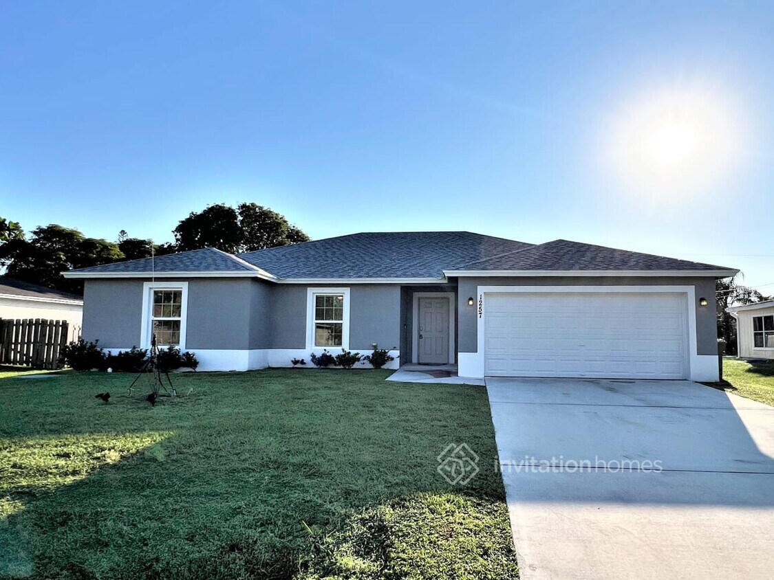 1257 SW Empire St, Port Saint Lucie, FL 34983