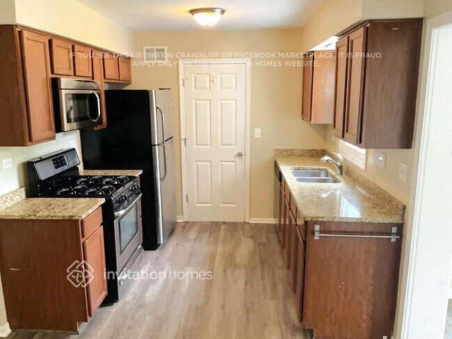 Foto del edificio - 735 Burr Oak Dr
