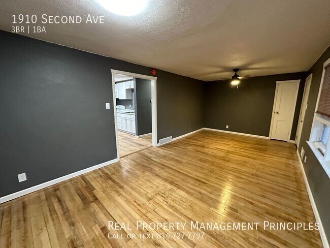 Building Photo - Completly Remodeled 3 bedroom 1 Bath Home ...