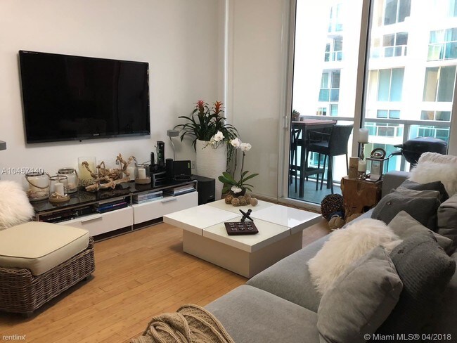 Building Photo - 3 br, 2.5 bath  - Brickell On The River