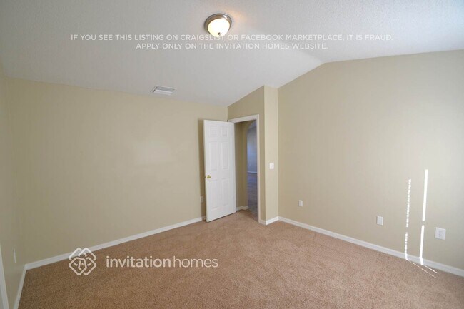 Foto del edificio - 3074 Mapleshade St