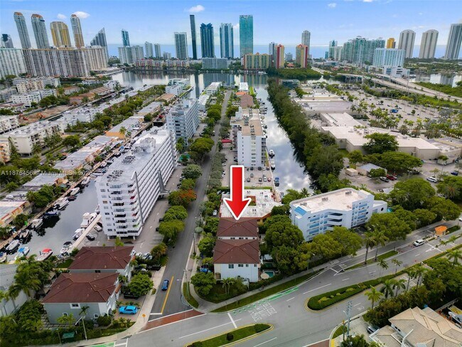 Foto del edificio - 3506 NE 166th St