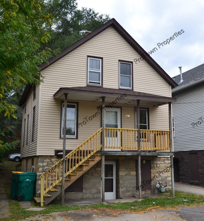 Building Photo - 651 N Bluff St