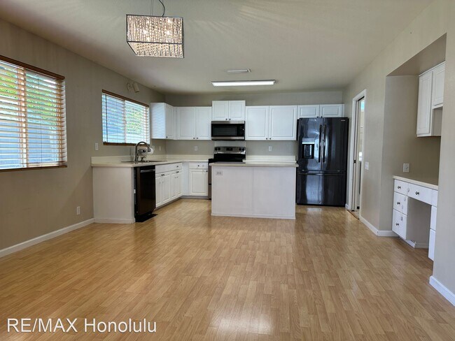 Building Photo - 4 br, 2.5 bath House - 91-321 Hoomalulu Place