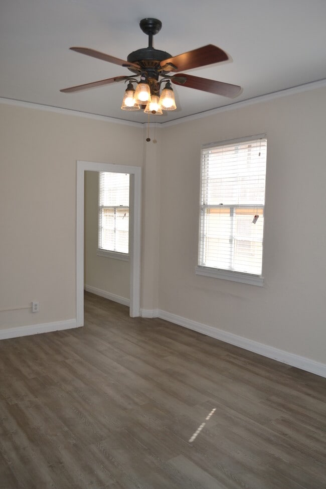 Interior Photo - CB Executive Residences, LLC