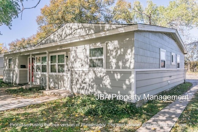 Building Photo - 3515 Selk Ave