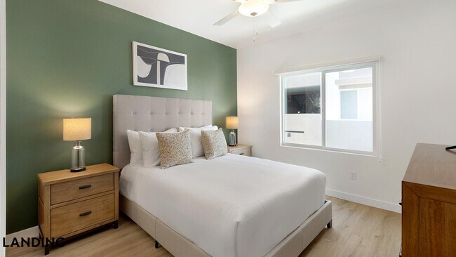 Foto del edificio - 2555 N Rancho Dr