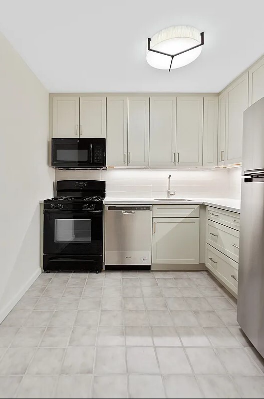 Foto del edificio - 510 E 80th St