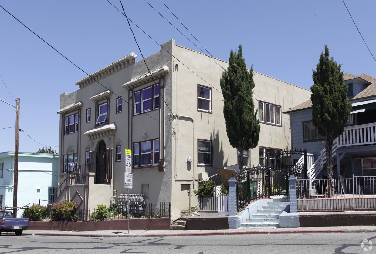 2332 Foothill Blvd, Oakland, CA 94601 Apartments in Oakland, CA