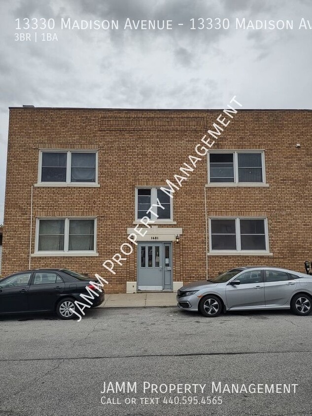 Primary Photo - 3-Bedroom Apartment unit in Lakewood!!