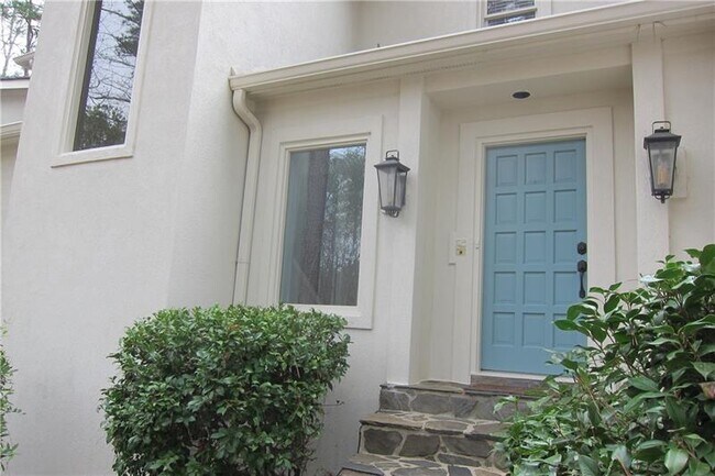 Foto del edificio - 1525 Huntingford Dr
