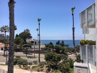 Great view and walkability! - 660 The Village