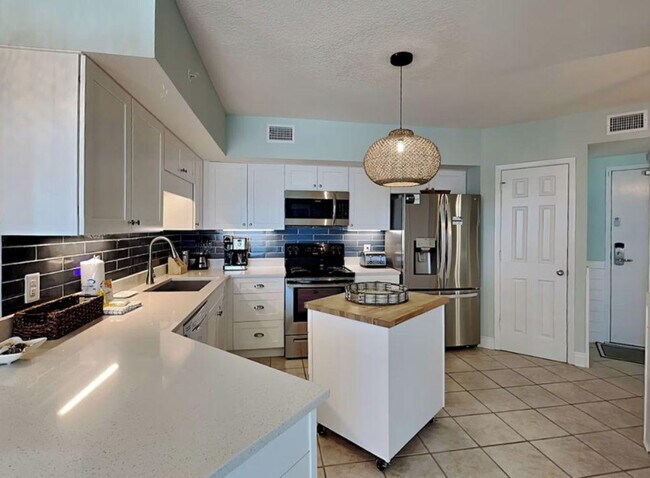 Foto del edificio - 25020 Perdido Beach Blvd