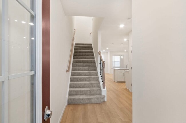 Foto del edificio - 660 Switchgrass Wy