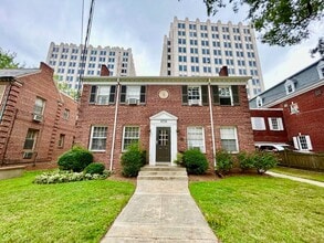 Building Photo - 4534 Avondale St