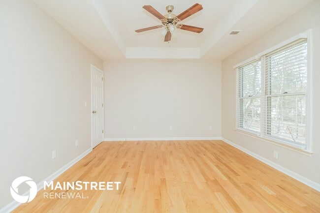 Foto del edificio - 4352 Cambridge Dr