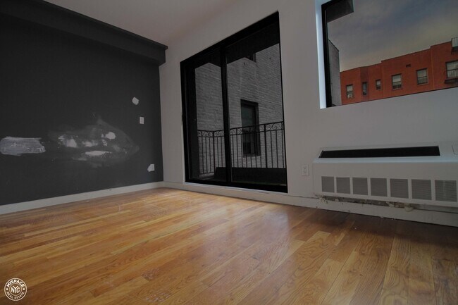 Building Photo - 2217 Caton Ave