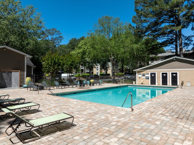 Resort-Style Pool - Lake House at Martin's Landing