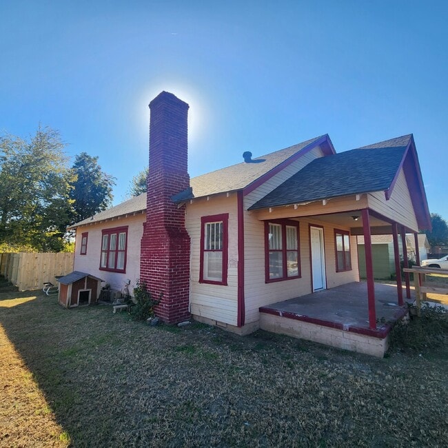Building Photo - 2b, 1b Rental Property in Oklahoma City!