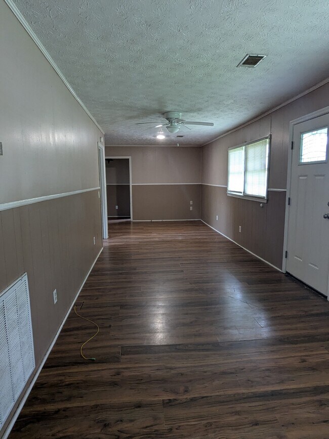 Foto del edificio - 12 S 2nd St