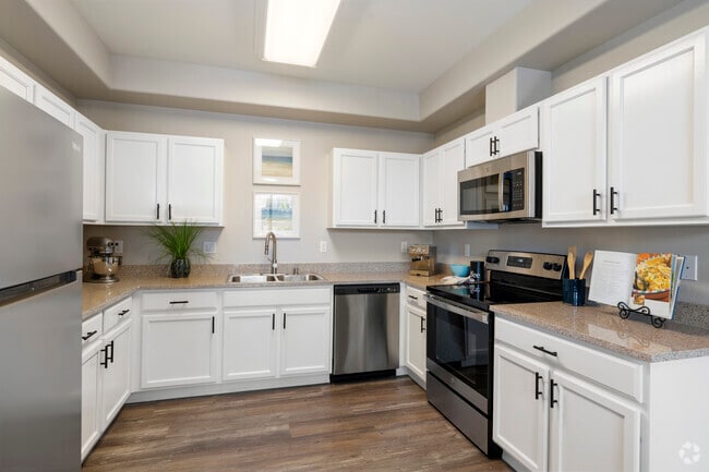 Interior Photo - EDGEWATER AT VIRGINIA LAKE