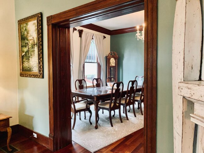 Foto del edificio - 789 Holmes St NW