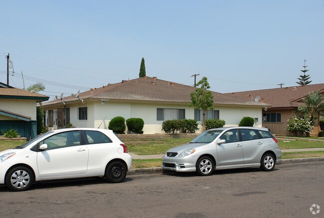 Foto del edificio - 1026 N Shattuck Pl