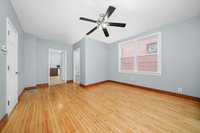 Building Photo - 7544 W 61st St