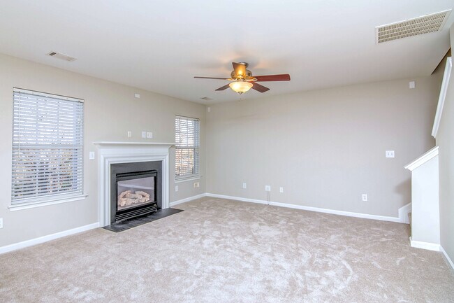 Building Photo - 103 Ridgebrook Way