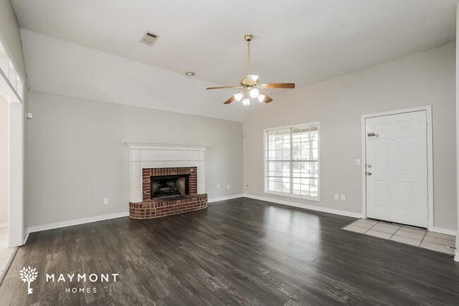 Building Photo - 118 Chestnut Dr