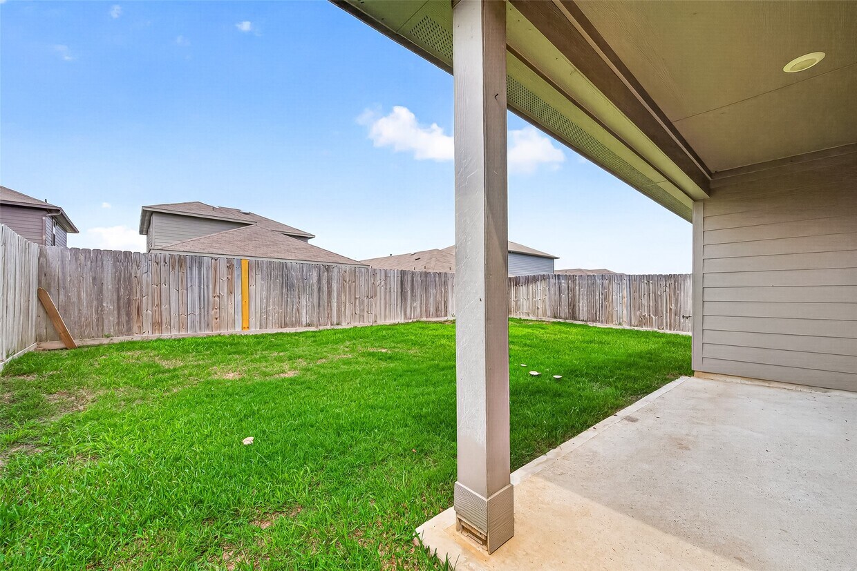 Foto del edificio - 23119 Barrington Bluff Trail